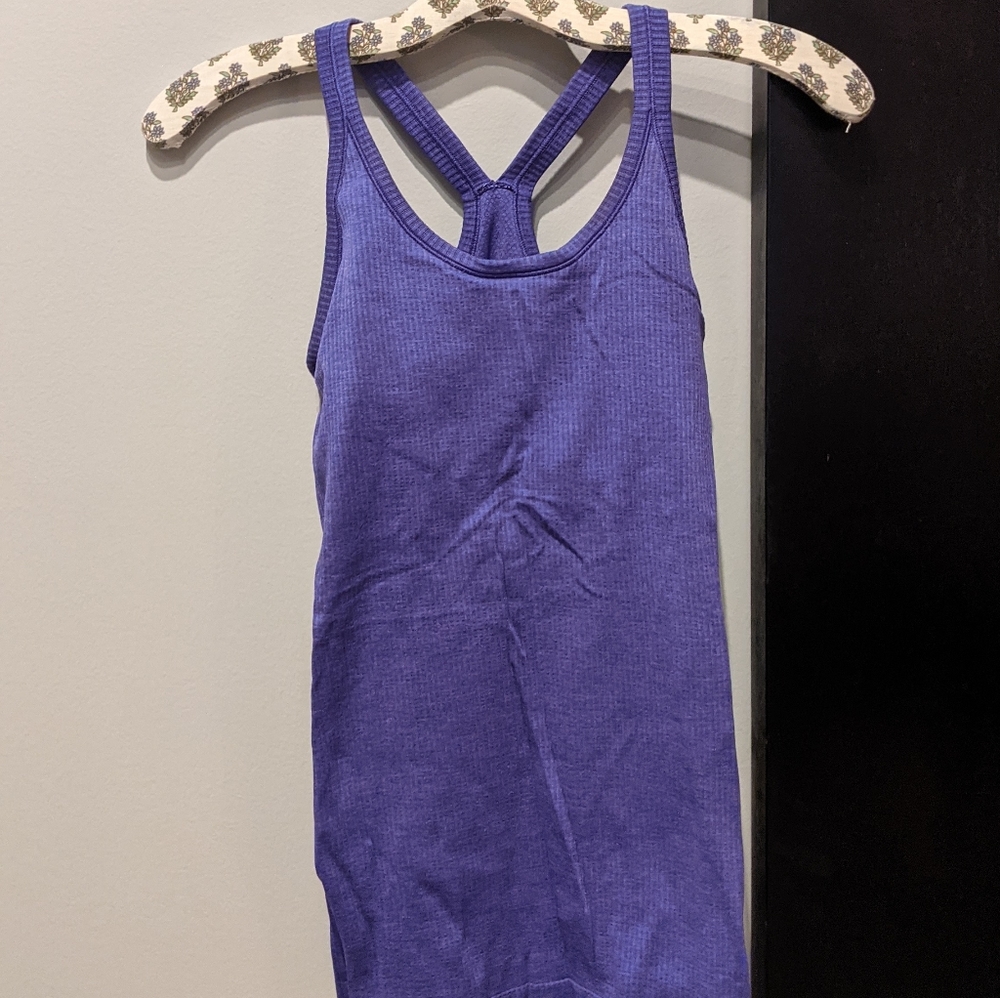 Lululemon Ebb to Street Tank